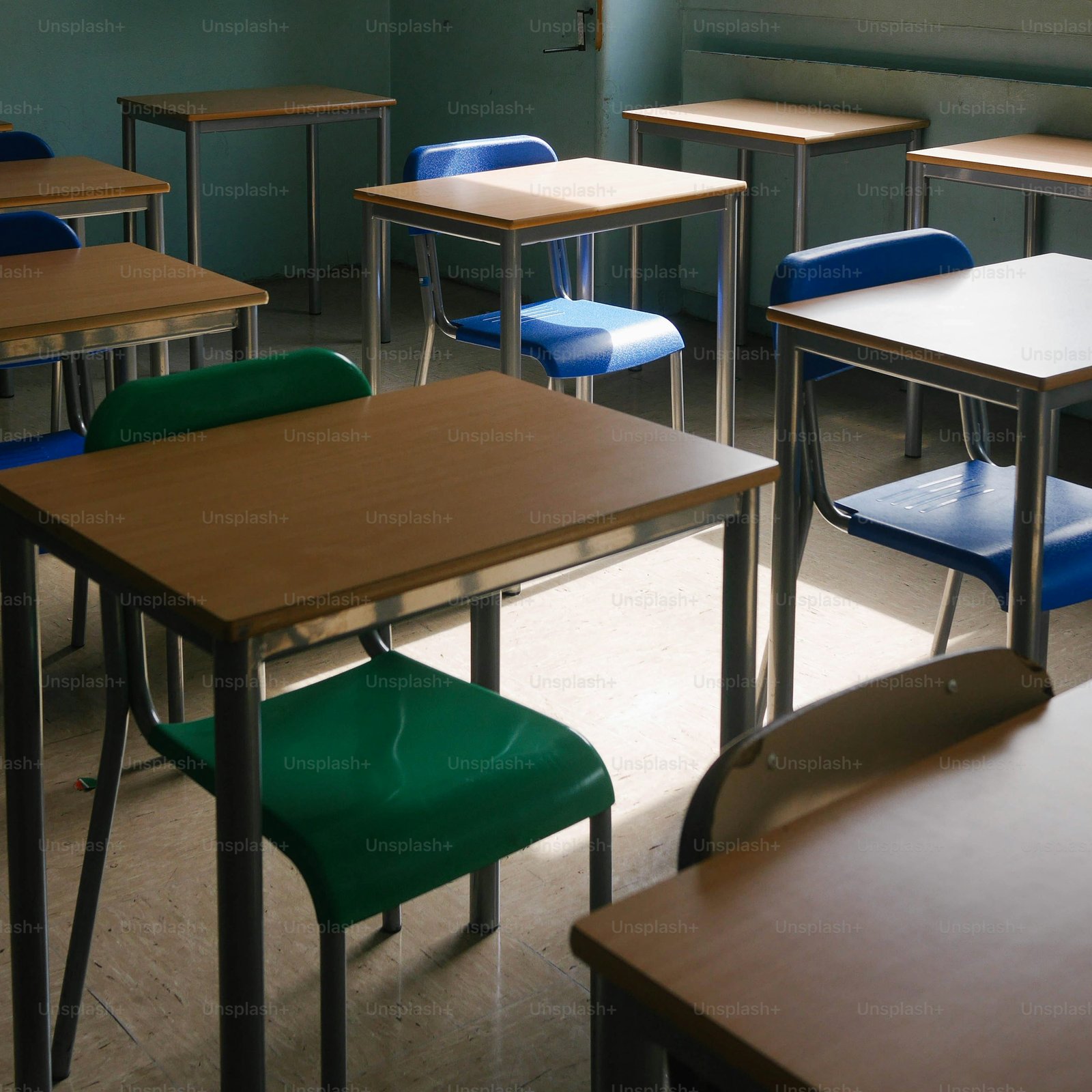 School Desks & Chairs Lot — Classroom Furniture Set